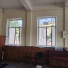 Монтаж на предпазна мрежа във физкултурен салон – завършен обект от Диас Спорт — Dias Sport